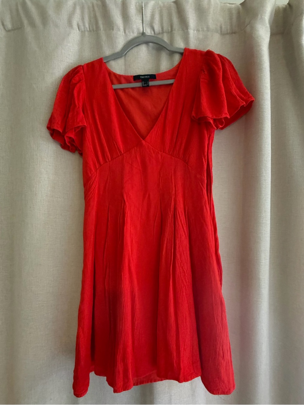 Forever 21 Red V-Neck Short Sleeve Tunic Top